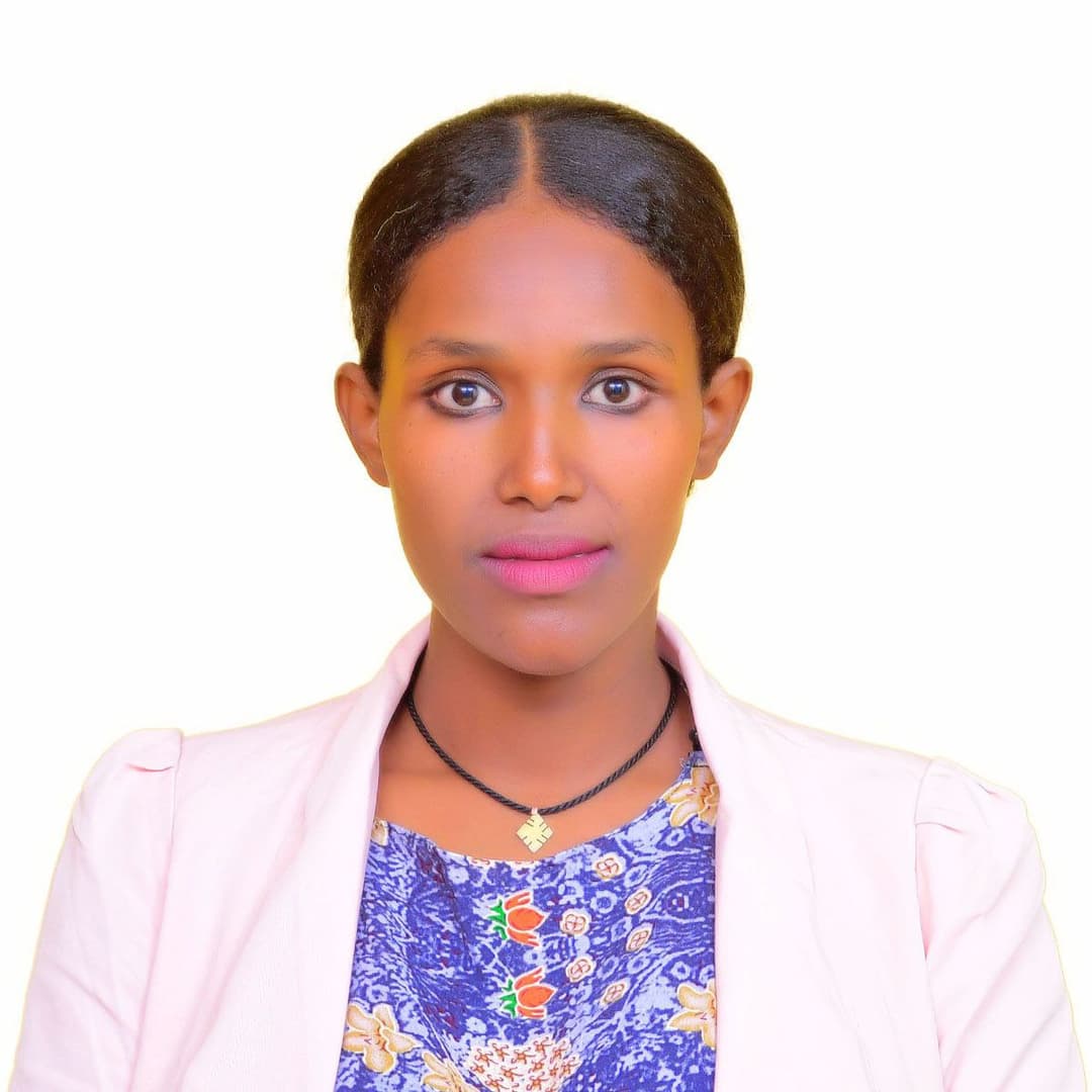 ብርቅነሽ በየነ