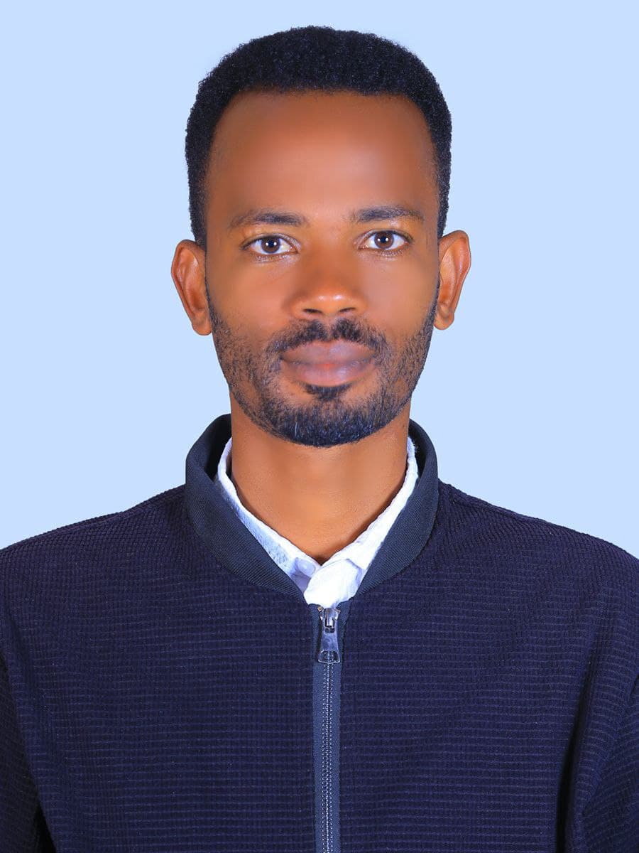 ታሪኩ ሞላ